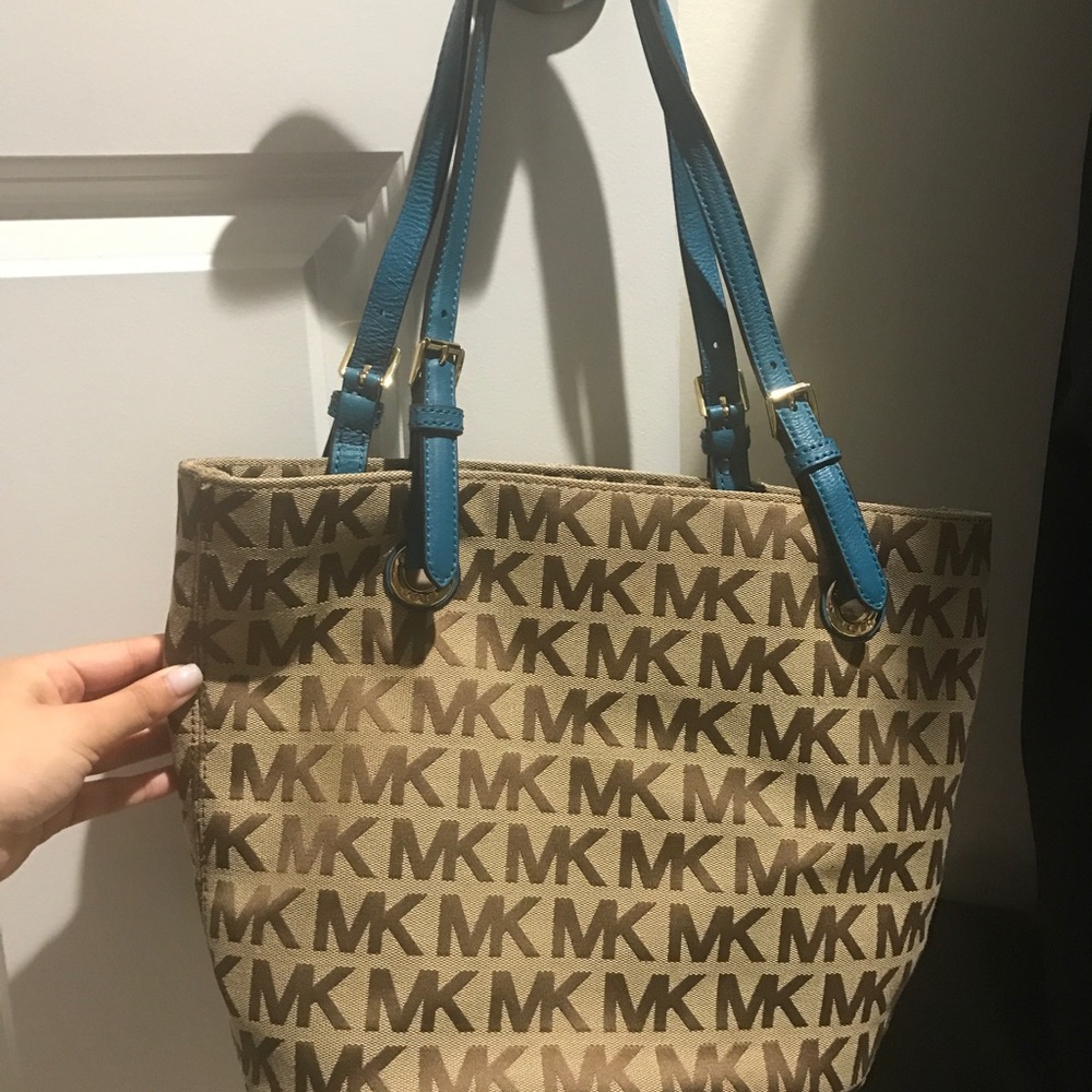 Michael Kors tote